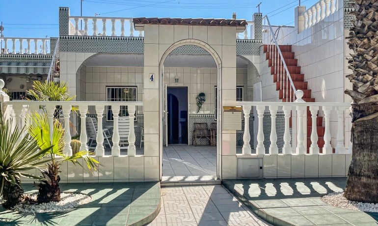 Sale - House -
Torrevieja* - La Siesta*