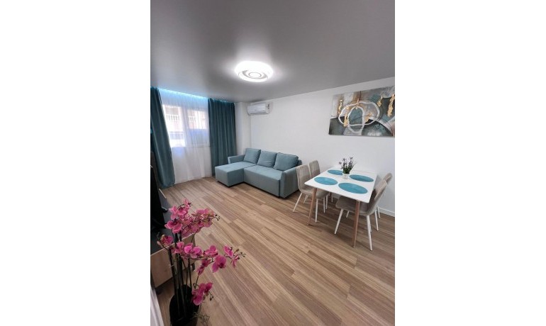 Sale - Apartment / Flat -
Torrevieja* - Estacion De Autobuses