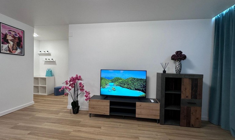 Sale - Apartment / Flat -
Torrevieja* - Estacion De Autobuses