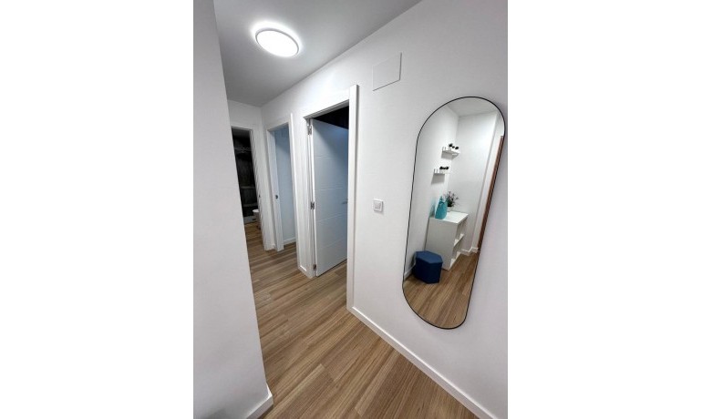 Sale - Apartment / Flat -
Torrevieja* - Estacion De Autobuses