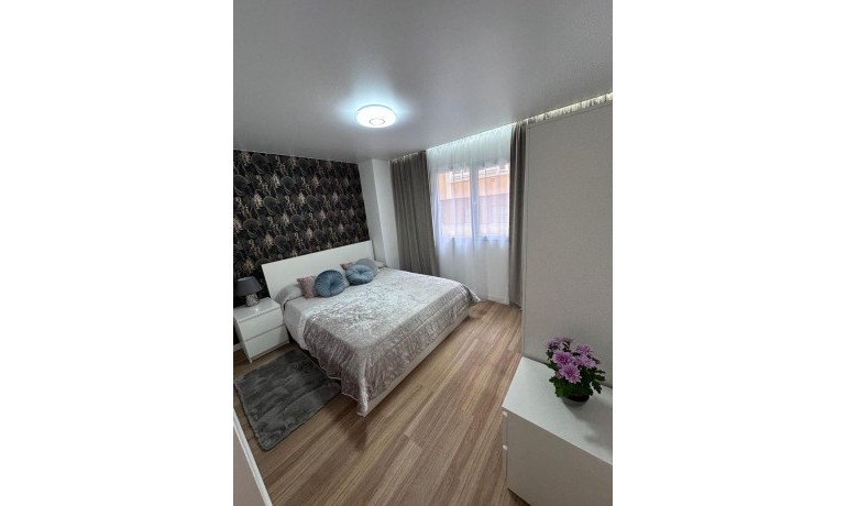 Sale - Apartment / Flat -
Torrevieja* - Estacion De Autobuses