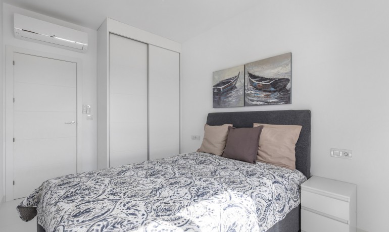 Sale - Apartment / Flat -
San Miguel de Salinas* - Inland