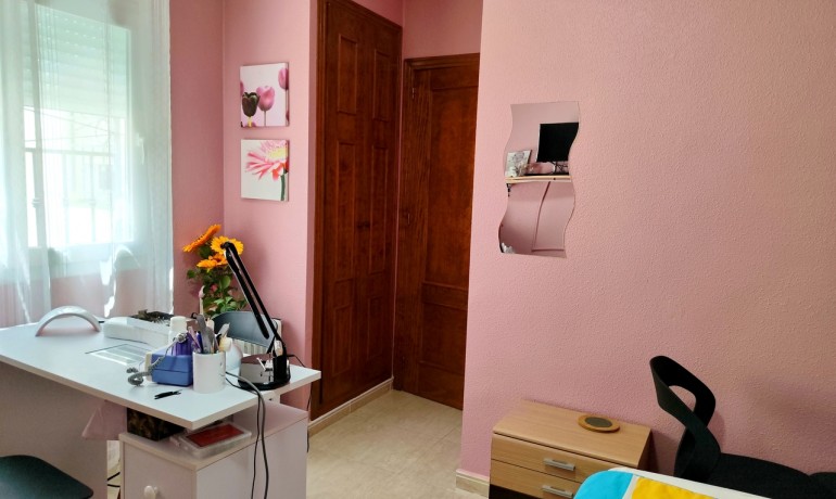 Sale - Apartment / Flat -
Los Altos - Costa Blanca