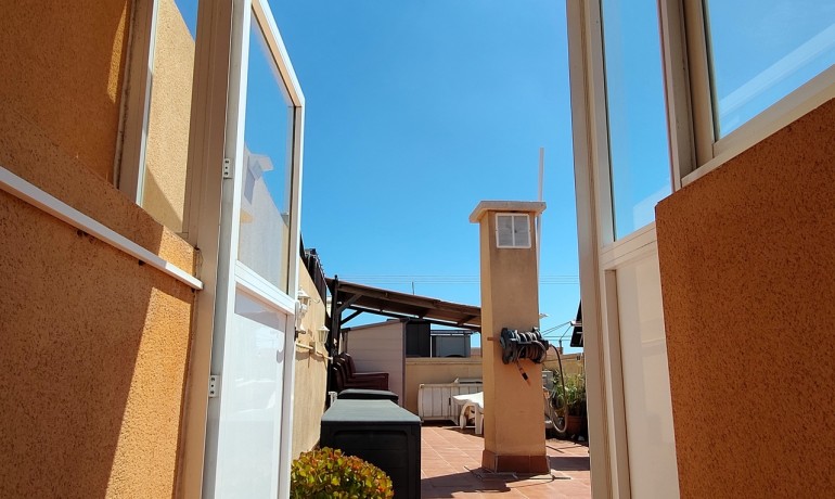 Sale - Apartment / Flat -
Los Altos - Costa Blanca