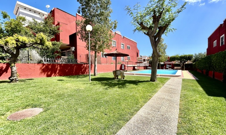 Sale - Apartment / Flat -
Los Altos - Costa Blanca