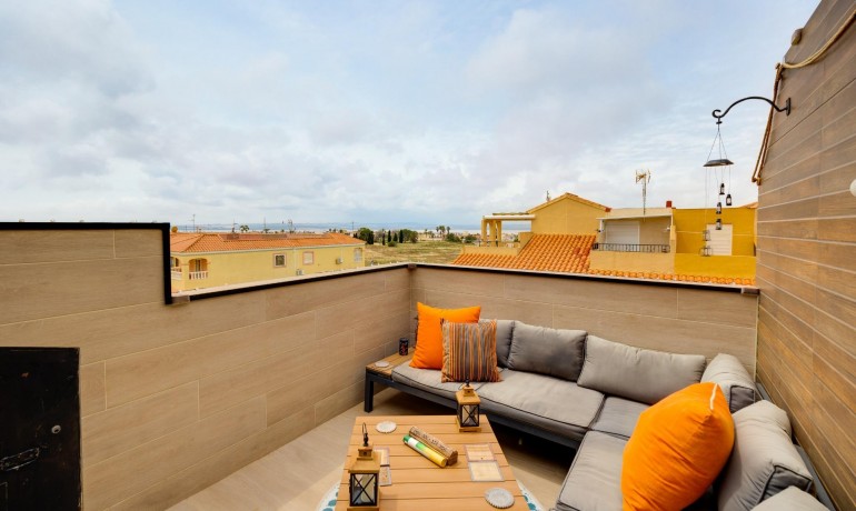 Sale - Apartment / Flat -
Torrevieja* - La Siesta - El Salado - Torreta
