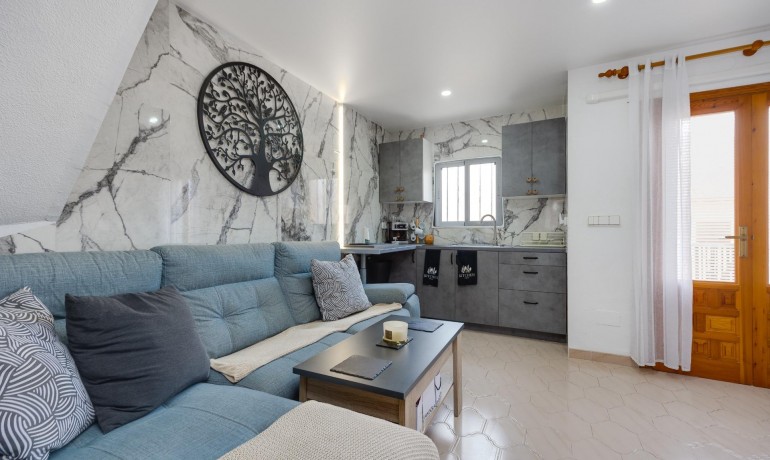 Sale - Apartment / Flat -
Torrevieja* - La Siesta - El Salado - Torreta
