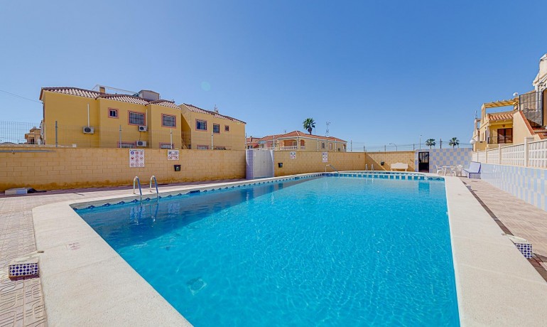 Sale - Apartment / Flat -
Torrevieja* - La Siesta - El Salado - Torreta
