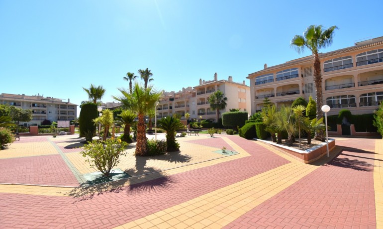 Sale - Apartment / Flat -
Orihuela Costa - Playa Flamenca