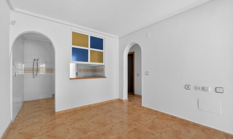 Sale - Apartment / Flat -
Torrevieja - Altos del Limonar