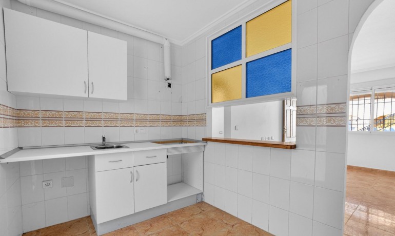 Sale - Apartment / Flat -
Torrevieja - Altos del Limonar