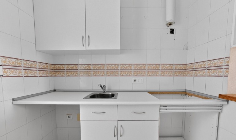Sale - Apartment / Flat -
Torrevieja - Altos del Limonar