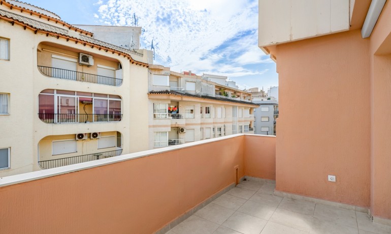 Sale - Apartment / Flat -
Calpe - Calpe - Town