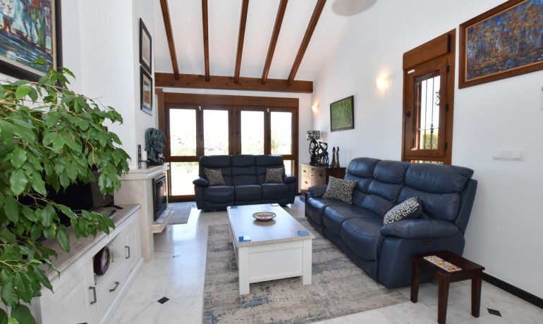 Sale - Villa -
Algorfa - La Finca Golf Resort