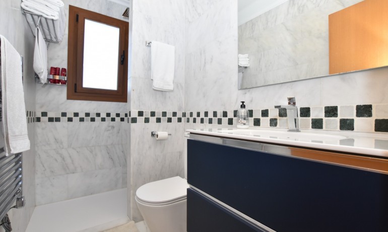 Sale - Villa -
Algorfa - La Finca Golf Resort