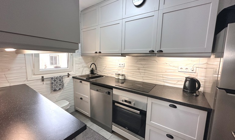 Sale - Apartment / Flat -
Torrevieja - San Luis