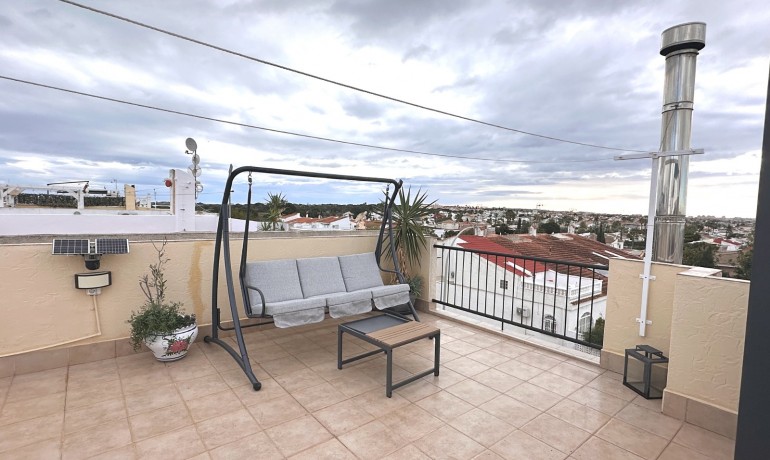 Sale - Apartment / Flat -
Torrevieja - San Luis