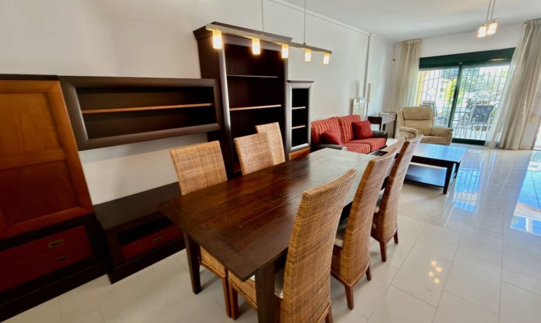 Sale - House -
Ciudad Quesada - Doña Pepa