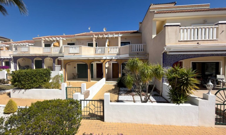 Sale - House -
Ciudad Quesada - Doña Pepa