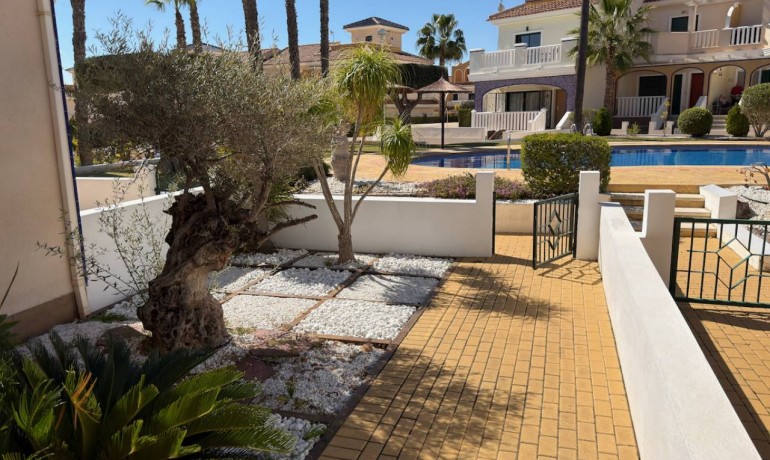 Sale - House -
Ciudad Quesada - Doña Pepa