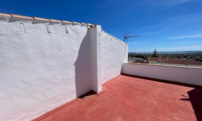 Sale - House -
Ciudad Quesada - Altos de Quesada