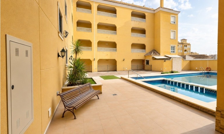 Herverkoop - Appartement / Flat -
Almoradi - Almoradi - Town