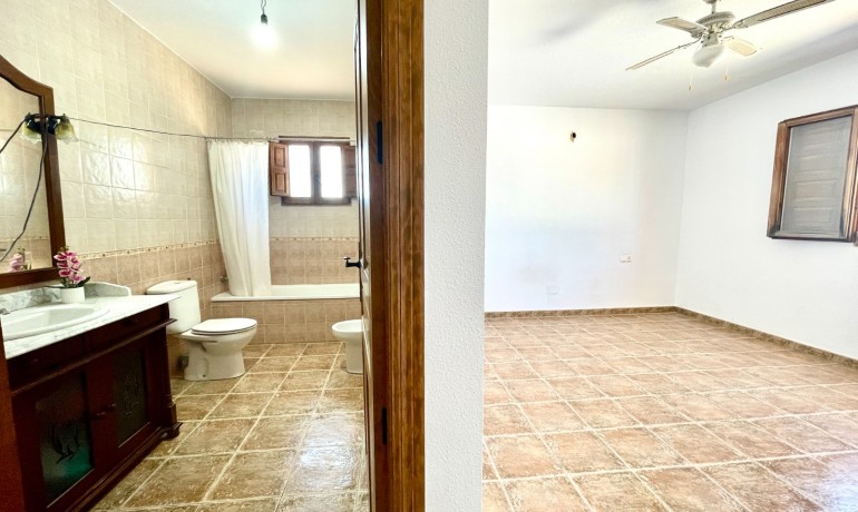 Sale - Finca / Country Property -
Catral - Catral - Country