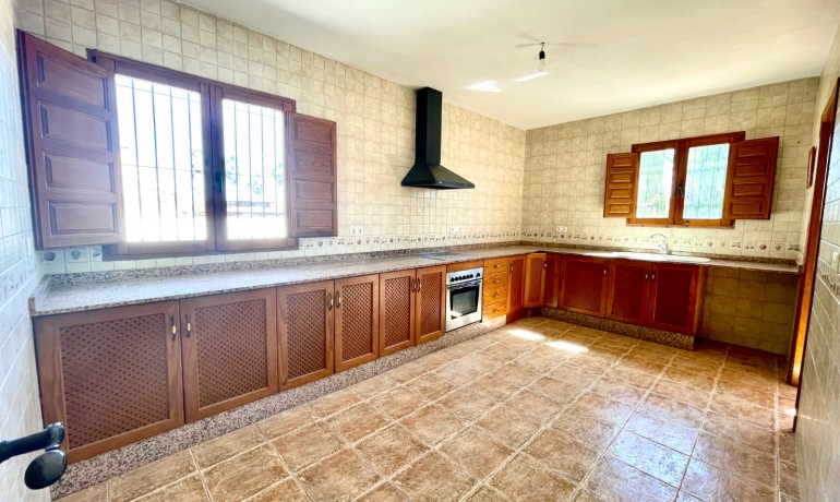 Sale - Finca / Country Property -
Catral - Catral - Country