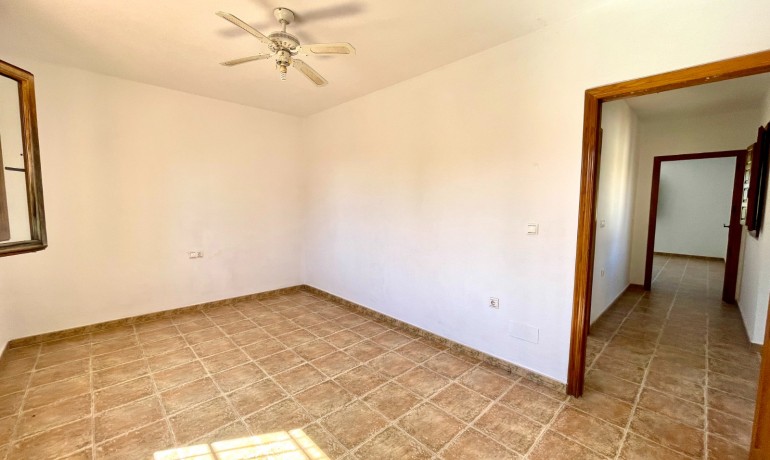 Sale - Finca / Country Property -
Catral - Catral - Country