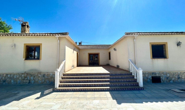 Sale - Finca / Country Property -
Catral - Catral - Country
