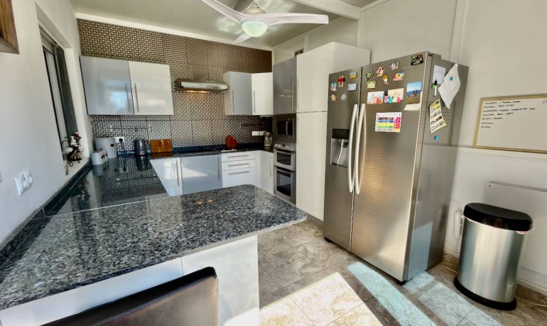 Sale - House -
Los Montesinos - Entre Naranjos / Vistabella Golf