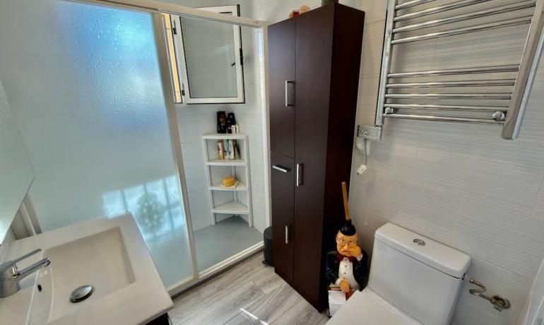 Sale - House -
Los Montesinos - Entre Naranjos / Vistabella Golf