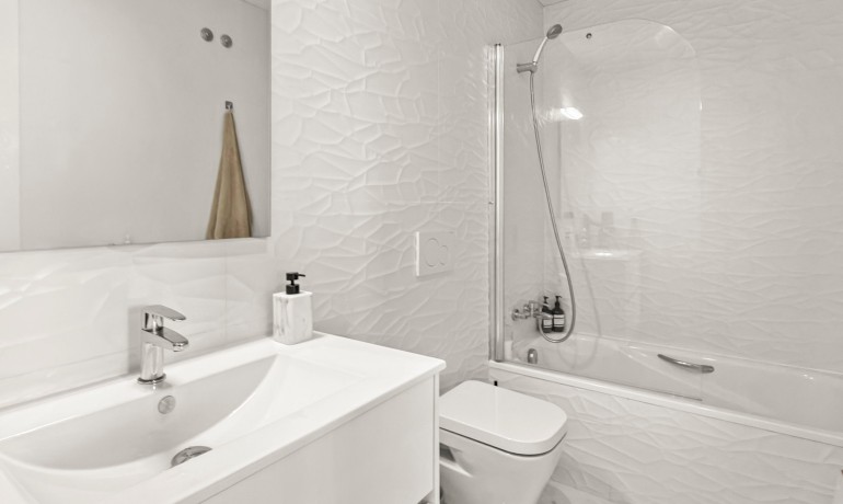 Sale - Apartment / Flat -
Orihuela Costa* - Los Altos*