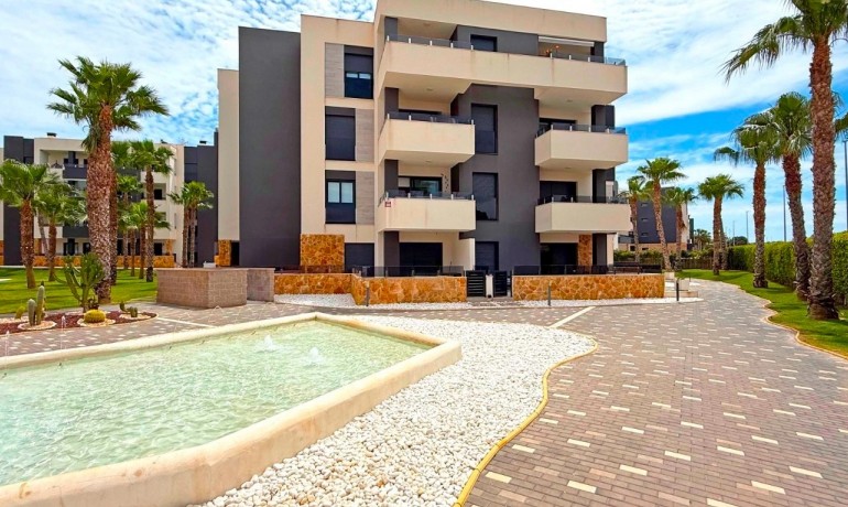 Sale - Apartment / Flat -
Orihuela Costa* - Los Altos*