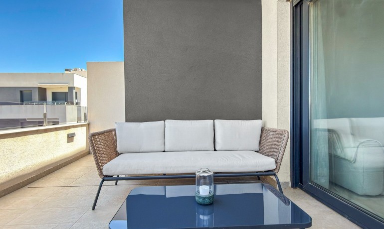 Sale - Apartment / Flat -
Orihuela Costa* - Los Altos*