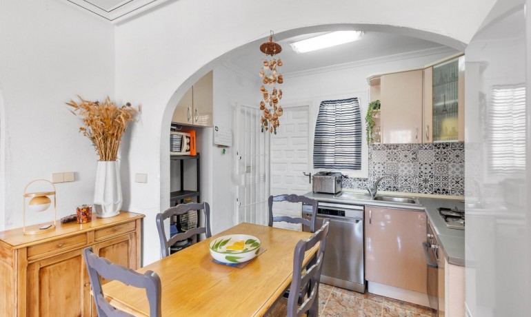 Sale - Apartment / Flat -
Guardamar del Segura* - El moncayo