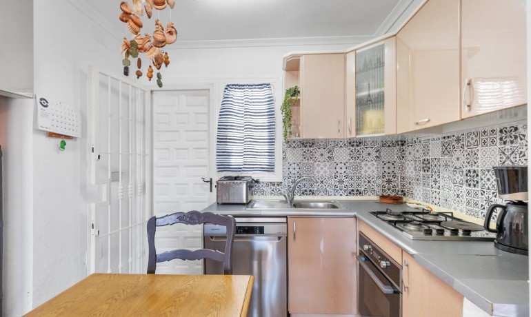 Sale - Apartment / Flat -
Guardamar del Segura* - El moncayo