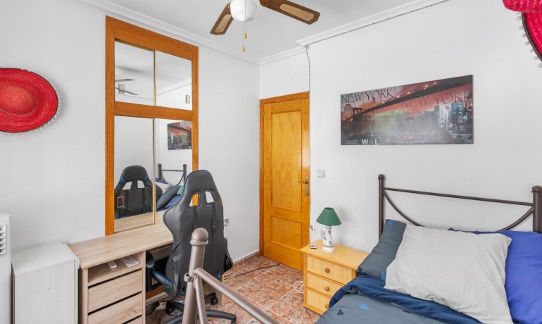 Sale - Apartment / Flat -
Guardamar del Segura* - El moncayo
