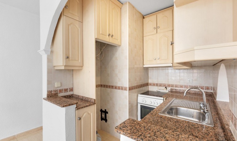 Sale - Apartment / Flat -
Torrevieja* - Puerto Deportivo