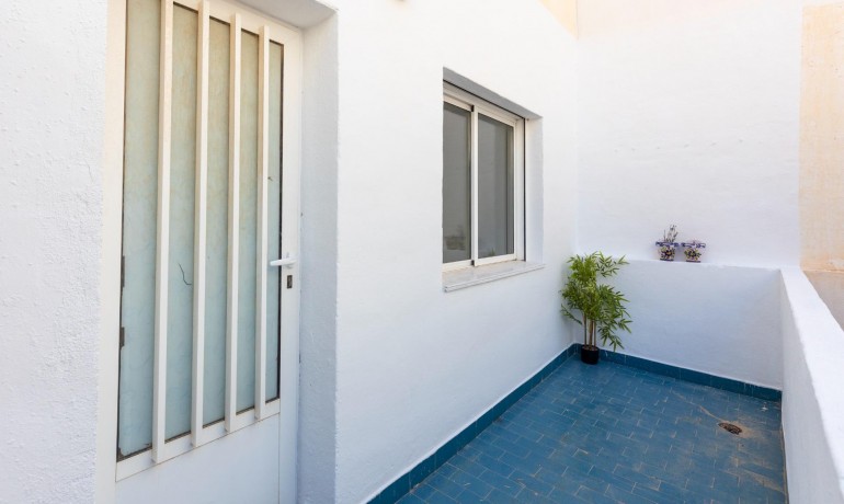 Sale - Apartment / Flat -
Torrevieja* - Puerto Deportivo