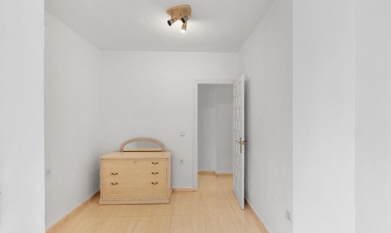 Sale - Apartment / Flat -
Torrevieja* - Puerto Deportivo