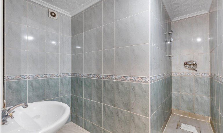 Sale - Apartment / Flat -
Torrevieja* - Puerto Deportivo