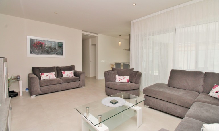 Herverkoop - Appartement / Flat -
Villamartin - Los Dolses
