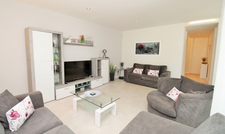 Herverkoop - Appartement / Flat -
Villamartin - Los Dolses