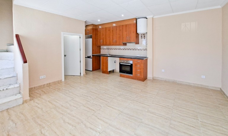 Venta - Casa -
San Fulgencio - Urb. La Marina
