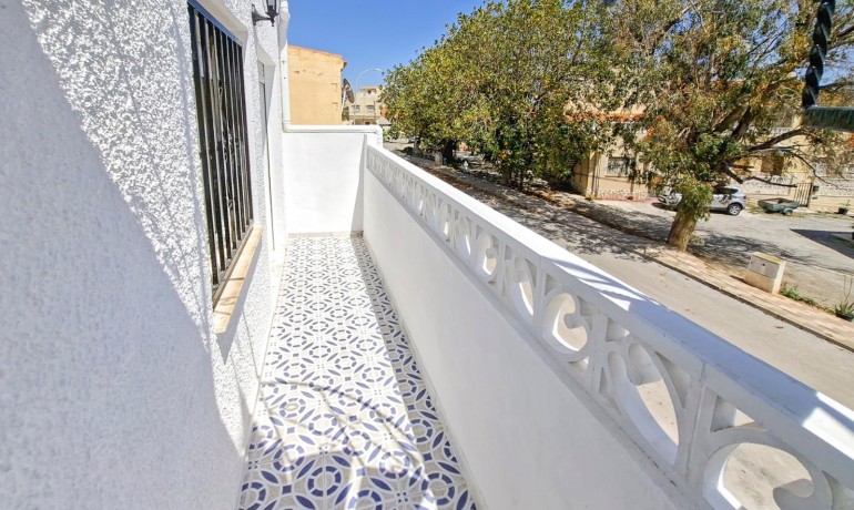 Venta - Casa -
San Fulgencio - Urb. La Marina