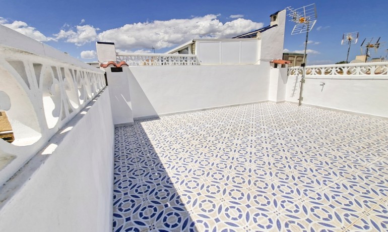 Venta - Casa -
San Fulgencio - Urb. La Marina