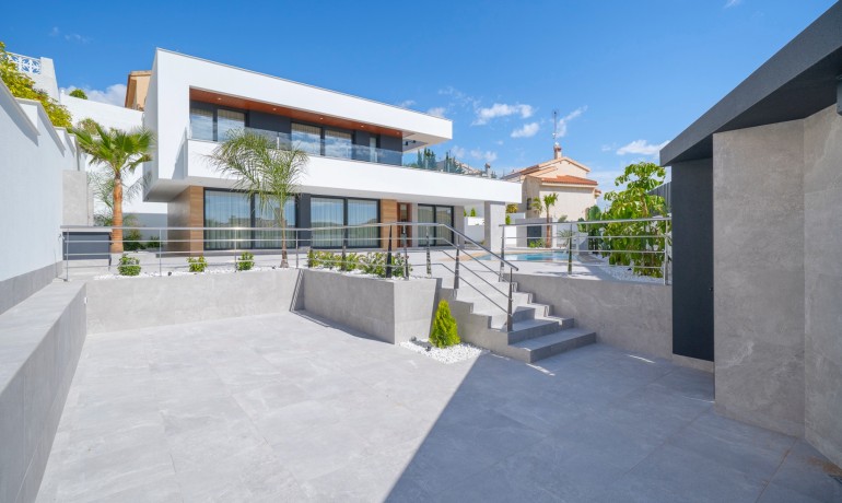 Sale - Villa -
Cuidad Quesada* - La Marquesa Golf