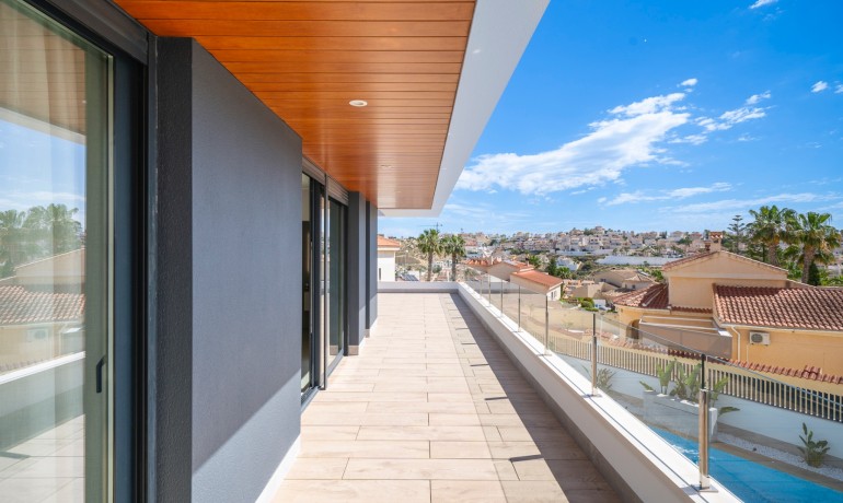 Sale - Villa -
Ciudad Quesada - La Marquesa Golf