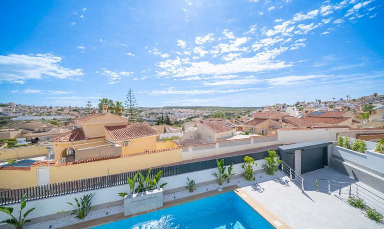 Sale - Villa -
Ciudad Quesada - La Marquesa Golf
